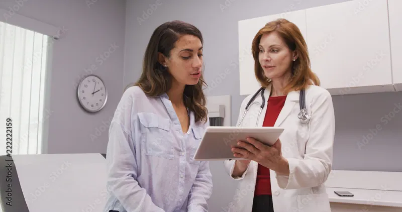 Tu Diagnóstico en Tus Manos: Cómo Descifrar los Resultados Médicos en Estados Unidos